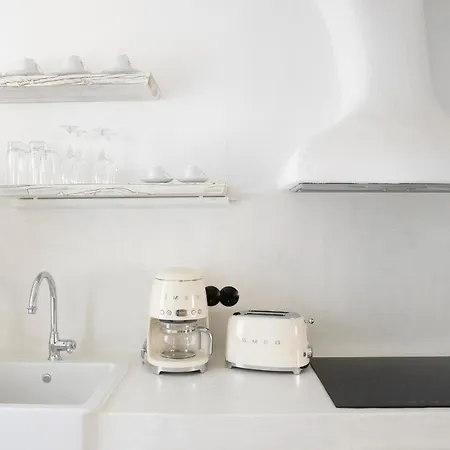 Raphael Living-venetia