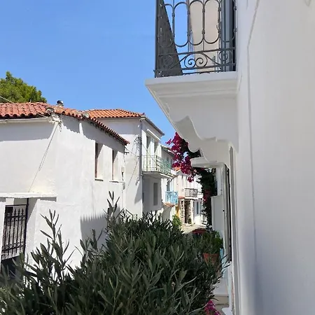 Raphael Living-venetia * Skiathos Town