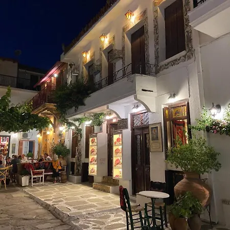 Raphael Living-venetia