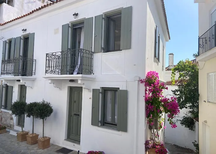 Raphael Living-venetia Skiathos Town