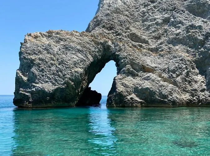 Raphael Living-venetia *