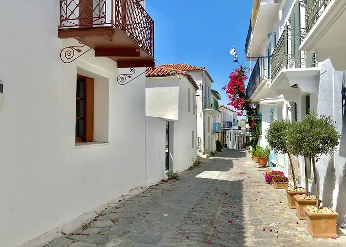 Raphael Living-venetia * Skiathos Town