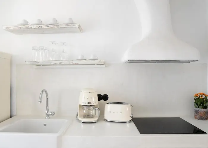 Raphael Living-venetia